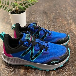 Womens New Balance Running Hiking Sneaker 7.5